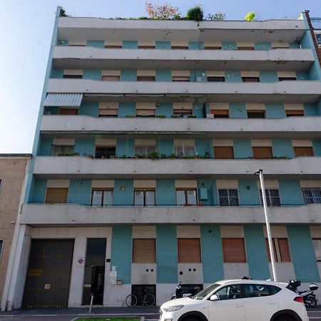 Vivimihome - Crespi House A 3 Minuti Dalla Metro Milano Ngoại thất bức ảnh