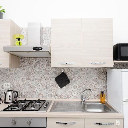 Vivimihome - Crespi House A 3 Minuti Dalla Metro Milano Ngoại thất bức ảnh